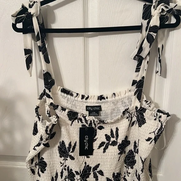 Off white and Black Sun dress with shoulder ties - Picture 6 of 6